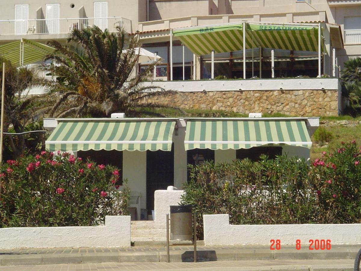 Apartamentos Llorca Platja de l'Almadrava Exterior photo